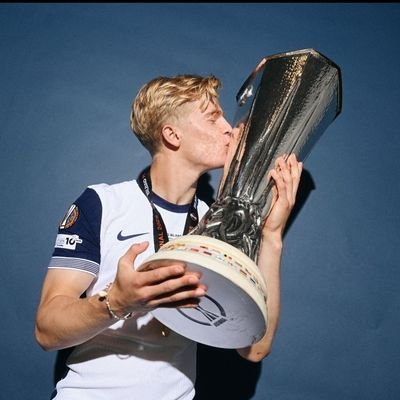 jdrj180308's profile picture. 💍-BOTAFOGO DE FUTEBOL E REGATAS⭐🔥

THFC 🐓