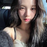 Aya (@dlaphanoux) 's Twitter Profile
