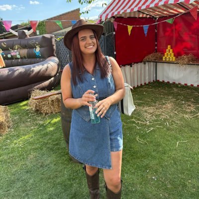 chloegrxxn's profile picture. Max & Hallie 🤍