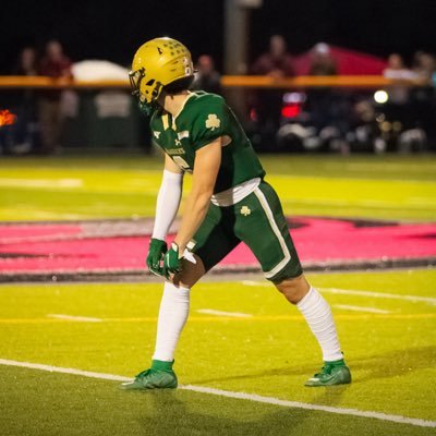 wr,5’9,170. GPA-3.1 bishop feehan high school email:mpennellatore26@bishopfeehan.com https://t.co/l5Or7ySemi