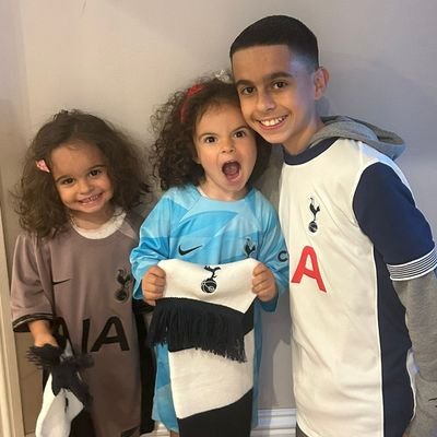 Father, Husband, Passionate, Football. Long suffering Spurs Fan. Fair views, say it how I see it. #THFC My Son beat Cancer 🖕 @zains_journey INSTA