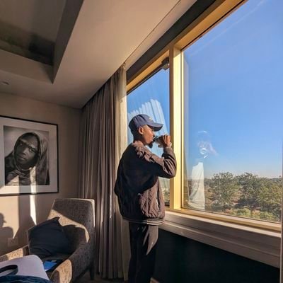 Mobile Photographer | Media & PR Practitioner | Events Curator | #ShotOnPixel | Telling African stories through images, sound & social impact.