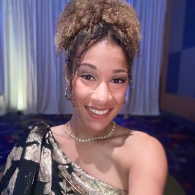 Spelman | Black • Latina | I’m rooting for every child black & brown. All views are my own. RTs ≠ agreement or endorsement.