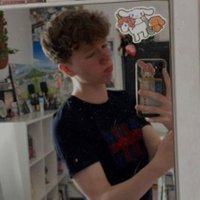 Elias (@toyboyey) 's Twitter Profile