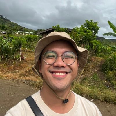 co-learner, @ADDUAnthro | co-founder, @dyesabel_ph 🤝🏽: educ, youth, envi, climate change, urbanity, queer studies, & Sama-Bajaus | siya/sila | views my own