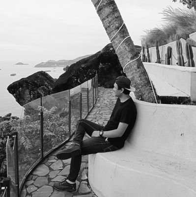 kaki_kost's profile picture. HODL and Freedom 🥂