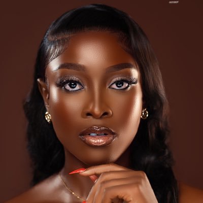 WritesStephie's profile picture. Inspirational writer✍💞 A Gem|| Gemini♊ || Realistic😎