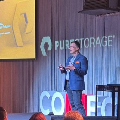 @PureStorage Technical Manager & Spokesperson for @PureStorageIT , Gymaholic, Husband, Daddy - In a mixed Order! Tweets are my own.