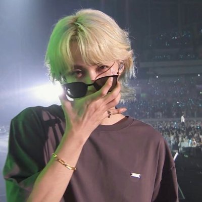 eFab5at's profile picture. Carat🤷🏻‍♀️