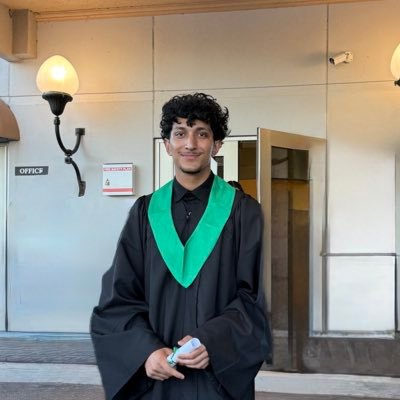 computer engineering @uoft, building @avivaplc, ml research @uoft