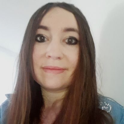 Laeti Tya (Poésie Mathématique)さんのプロフィール画像