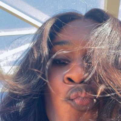 balinda04's profile picture. Basically taking each day as it comes.😊💫