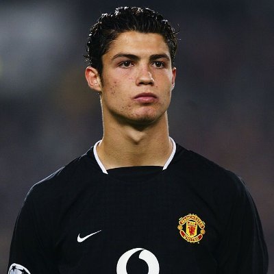 22 młody G z Gdyni @sziszkord
@szybkareka_ ♡
@ManUtd & @Cristiano enjoyer