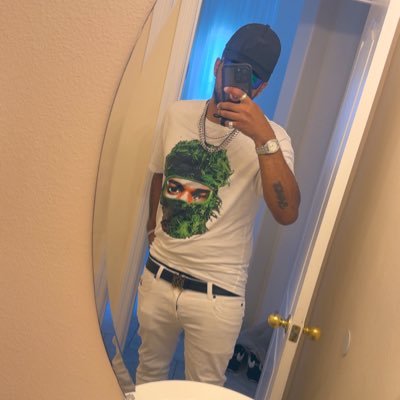 DademonFgo's profile picture. God First ✝️ LLMH 🕊 LLDB🕊LLJB🦍🕊#Yunghawaiiansworld☝🏽