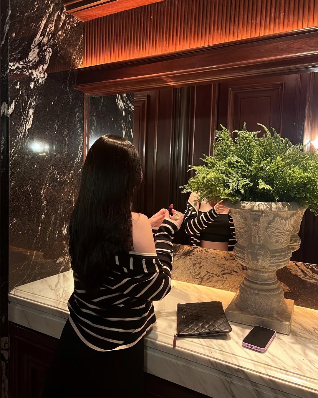 Dirqcoo945548's profile picture. 