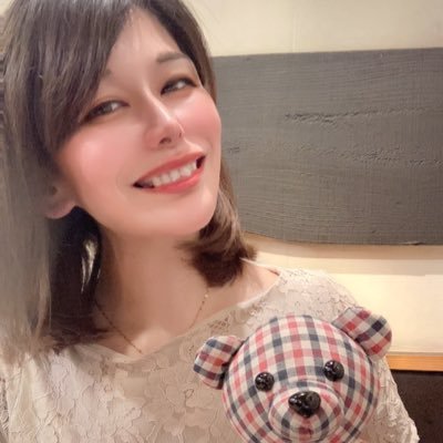 キングコング西野亮廣さんといっしょに、西野みー原作「海底図書館」をつくっています。日ナレ出身。魔法のペン✒️◻︎かわいいみー◻︎大好きなあっくん◻︎楽しかったこと◻︎好きシェア