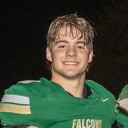 SMCC | Class 26’| GPA 3.1 | 6’1 215 lbs | 🏀/🏈 | OLB/EDGE |1st Team All State: AP, Coaches Poll, Detroit Freep *named D Captain & News, Region POY Monroe News