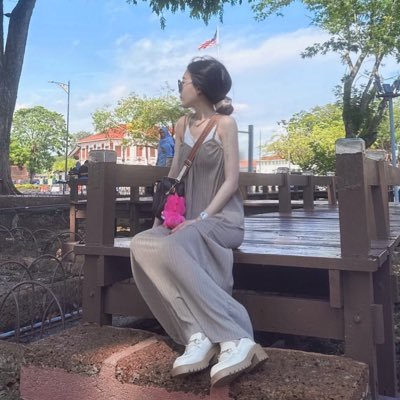 🫧女性指導健身教練/室內設計👋🏻定時會更新 工作忙🫧#生活帳 #不約 #貓控 #MIBao #老闆 #自帶正能量🫧慢熟_天秤女 _熟的才話多 _重感覺情感_不重性☀️🫧日常生活在➡️IG:Lu.10.06.