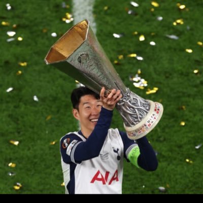 ✍️👨🏻🎓🐶🐱🥃⚽️🏋️♀️🎸🎏📸Tottenham fan 10/10 🤍💙,COYS, Glory Glory Tottenham! Fan of Van De Wen, Romero, Johnson, Madders, Kulu and Son.