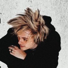 updates, content and silly jokes on a cool dude named michael clifford !