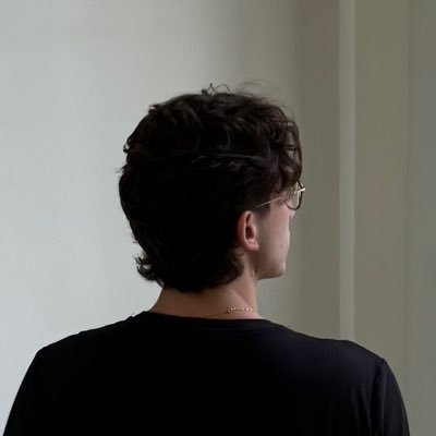 sbstnprada's profile picture. Living