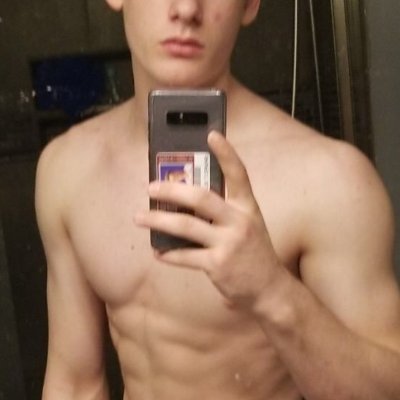 Midwest boy 🌽 bottom/vers hottie 🍑 - Just browsing & Posting New Cam Models that happen to be online. 😈 🐖