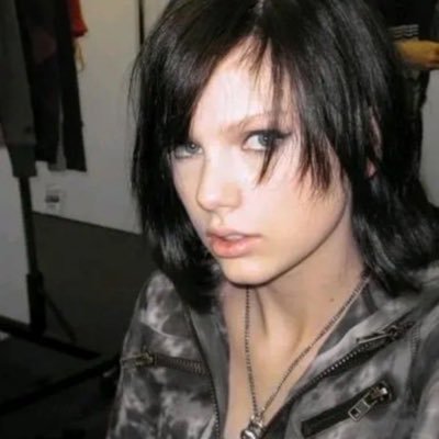 cam_is_wayf's profile picture. 