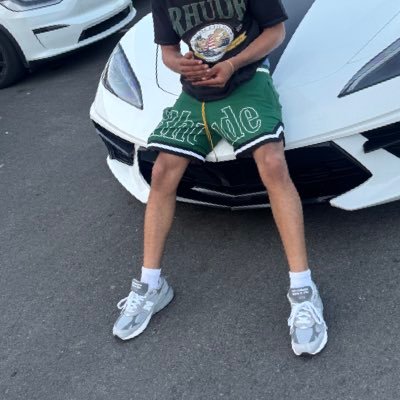 Pocket Watching Ass Niggas Call’em Uncle Iceee…