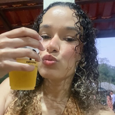 minha bateria social vai de 10 a 0 muito rápido então nem vem @cruzeiro