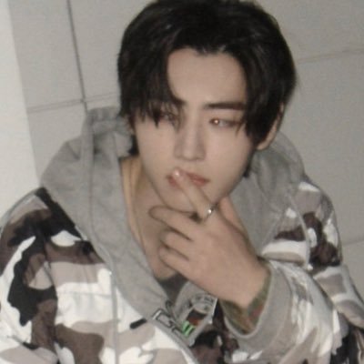 glamhoon's profile picture. #1 teumengene