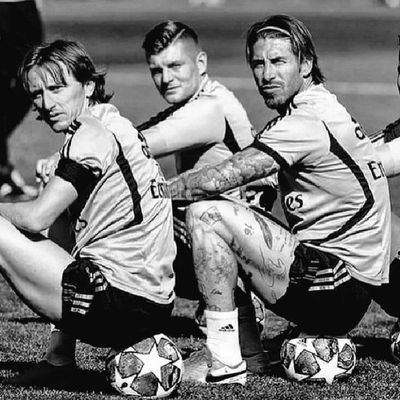 Football, beer and women fan. @RealMadrid. Se tuitea y retuitea de todo. Send Nudes.