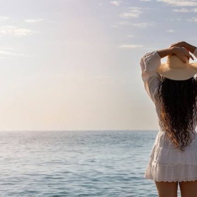 年下夫に浮気をされ再構築するも、浮気継続中が発覚。離婚したくないし、彼女も別れられないし、認めてほしいと言われ葛藤している日々です。家族経営と子供小さいため泣く泣く一緒にいるけど苦しいです。