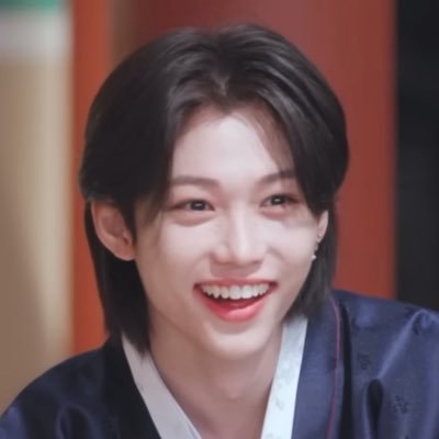 boklix915's profile picture. 천진한 그 얼굴엔 사랑만이 흘러내리네 (∴◠◠∴) 주근깨 소년을 사랑해 💙 fan account