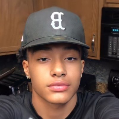 BenSandoval20's profile picture. 