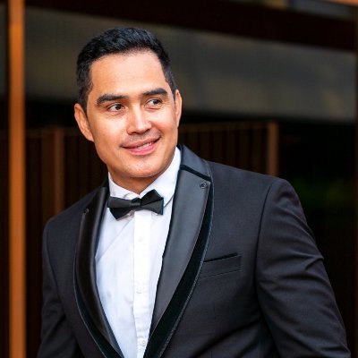 Director, Actor, Writer, Producer and founder of DRTV Productions and Film Festival Director at @lhifilmfestival BCN - @northfilmfest BCN