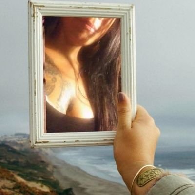 LarsonAna50644's profile picture. 