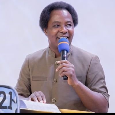 Bonrigleys's profile picture. Web3, Machine Learning, Agentic AI.

Hungry for knowledge. Eager to cross disciplinary boundaries.

With tech, Africa can leapfrog to the front.