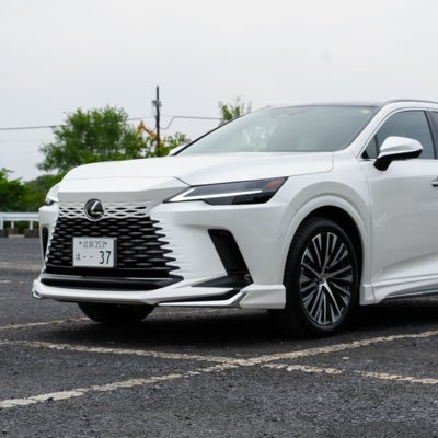 RX350h version L AWDに乗ってます。LA600Sタント→80ハリアー→CX-60→CX-8→RX。車好きの方よろしくお願いします!!!