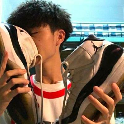 恋丑臭肥极端男爹，媚黑，想一辈子活在黑心恶毒重口男爹的打骂控制下。Q3682119585