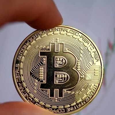 DanielIdin34345's profile picture. 