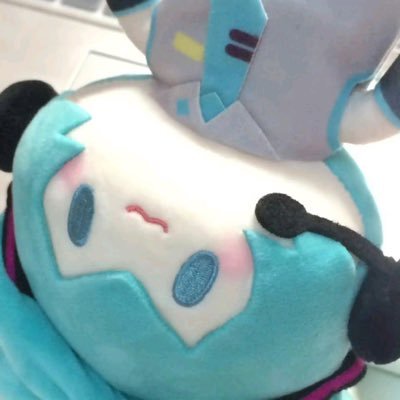 melowonz's profile picture. #GuessWhat. I don’t even GAF | 🔞