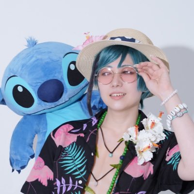 本アカ(@Cos2Tono) トーノのツイステ用アカウント(❤️🍩🦈)まったりコス写真をあげたり、ゲームについて騒いだりします👍