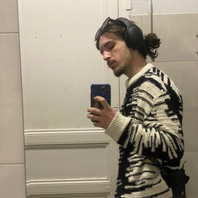 florianjmn's profile picture. oui