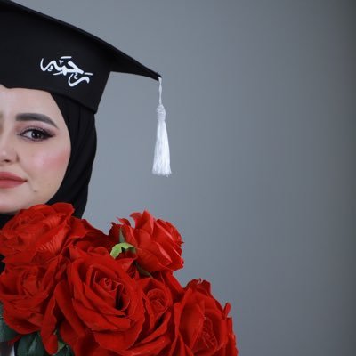 في المُحاماة فَكِّر بِعَقل خَصمِك ، وأنظُر بِعينِ القاضي ، ثُمَّ اكتُب بِفِكركَ القانونِي . ⚖️♥️