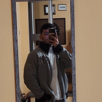 TGirolamini02's profile picture. Just chillin' here