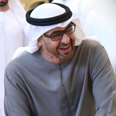 دكتوراه في حب الوطن وماجستير في عشق الوطن وبكالوريوس في الدفاع عن الوطن ودبلوم في الوفاء للوطن 🇦🇪🇦🇪🇦🇪