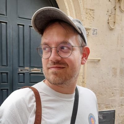 jotdot's profile picture. social media & filmredaktion @radiofm4  #fm4filmpodcast
https://t.co/vF0Gf2YBEE