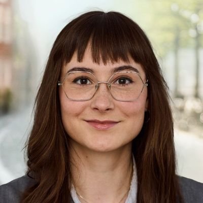 DM i debat 24🏅Folketingskandidat på Fyn og grønskolling i Venstre 🕊🇩🇰♀️🏳️🌈
Mest #dkpol og lidt @dkfjernvarme //☎️30955096 ✉️kontakt@sofiemosgaard.dk