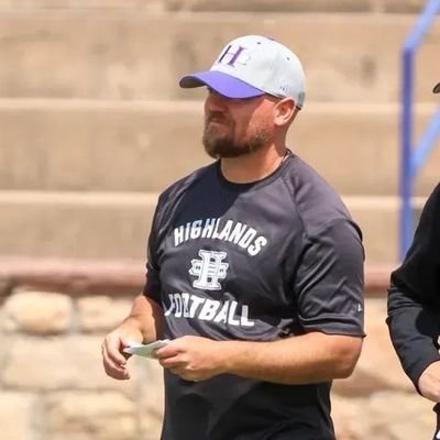 Jesus Christ is my Lord and Savior!
Offensive Coordinator/QB Coach for @NMHUFootball