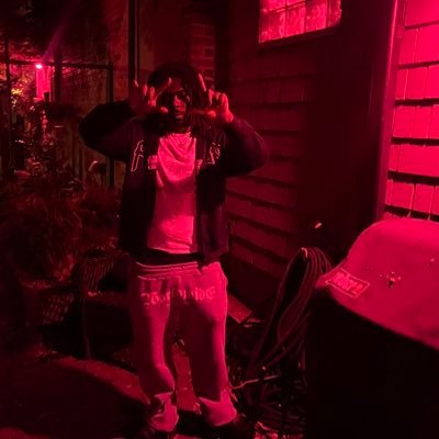 000angelicc's profile picture. 🇱🇷 father stones people